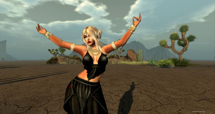 Alia Mohamed Belly&nbsp;dances